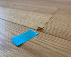 シート材の剥がれ